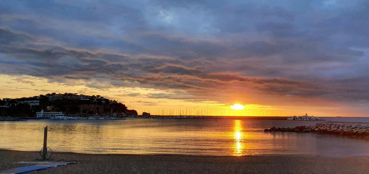 Van der Valk Hotel Barcarola Sant Feliu de Guíxols Dış mekan fotoğraf
