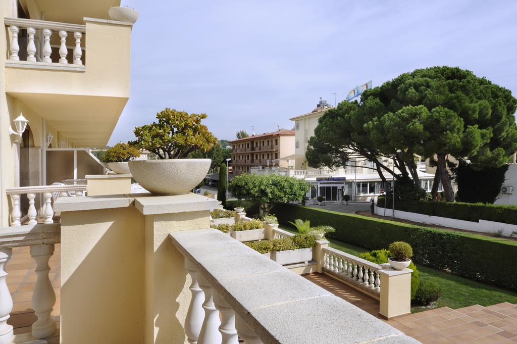 Van der Valk Hotel Barcarola Sant Feliu de Guíxols Dış mekan fotoğraf