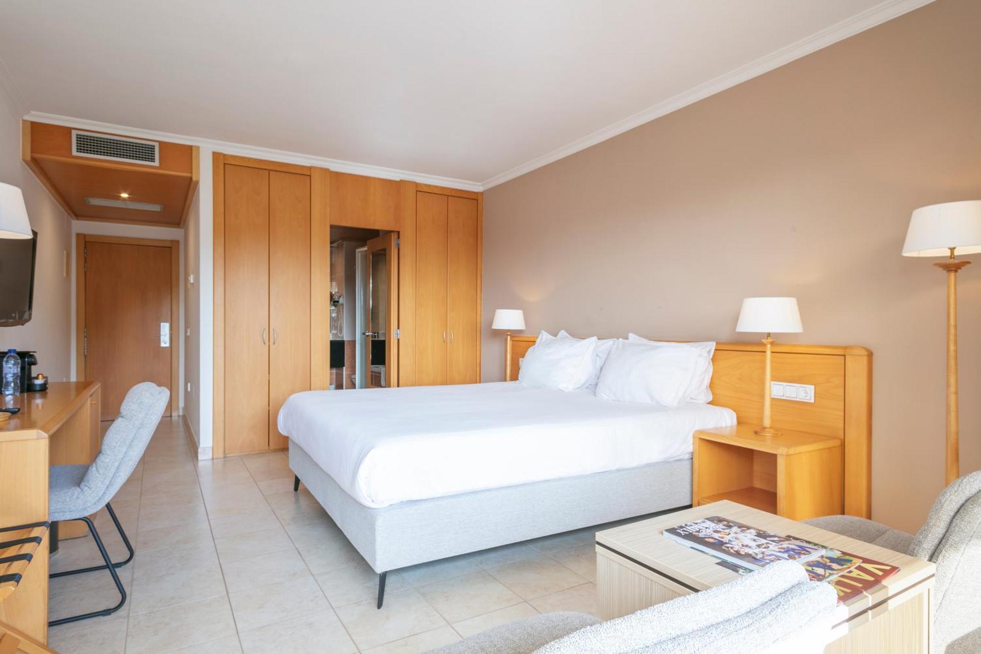 Van der Valk Hotel Barcarola Sant Feliu de Guíxols Dış mekan fotoğraf