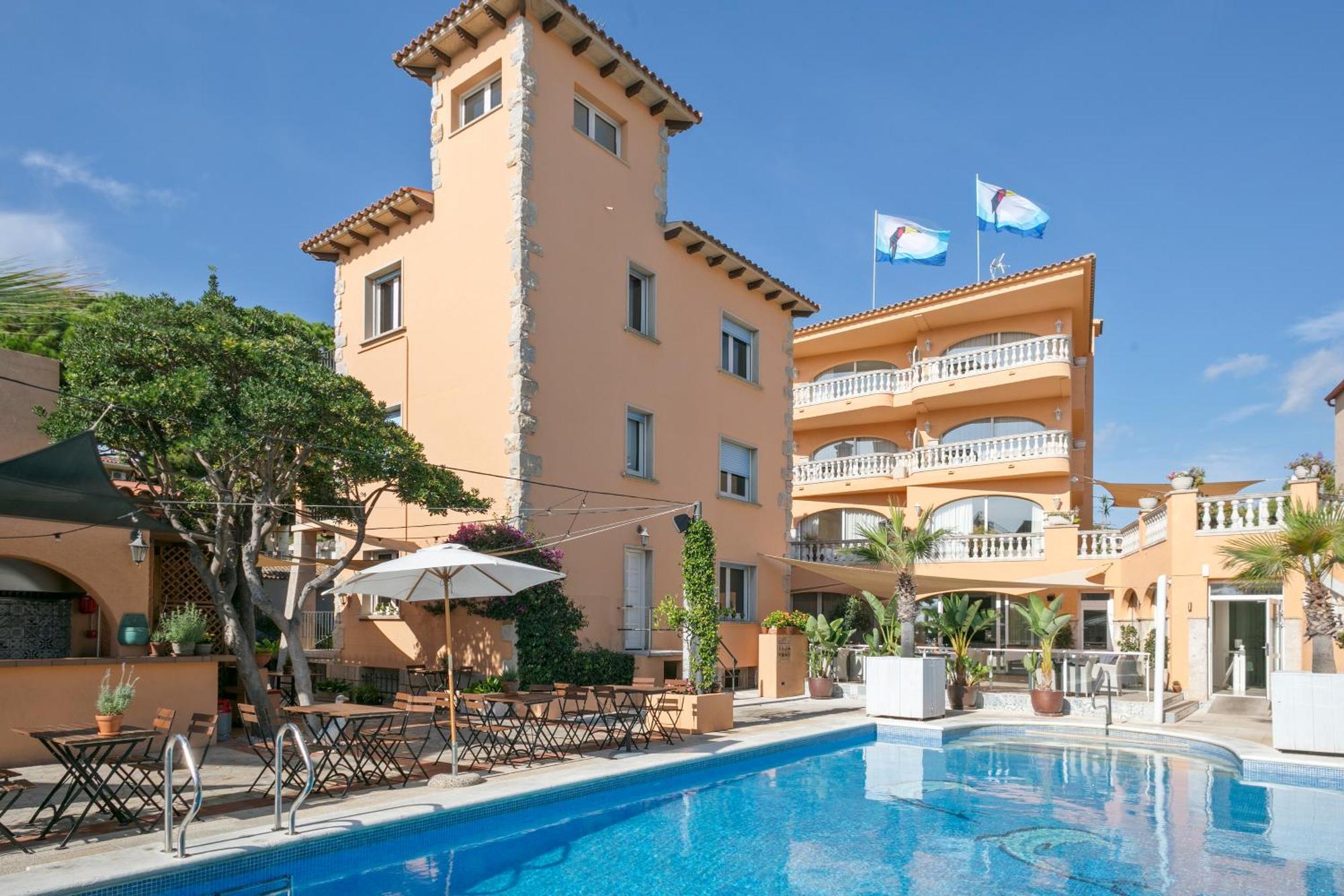 Van der Valk Hotel Barcarola Sant Feliu de Guíxols Dış mekan fotoğraf